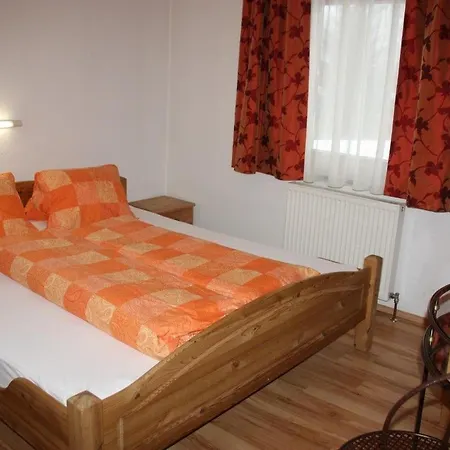 Schiestl Apartman *
