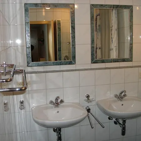 Daire Schiestl